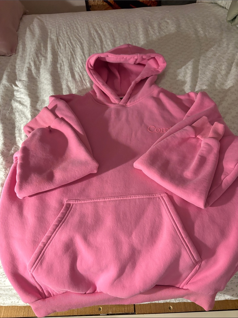 Comfort-Embroidered Pink Hooded Sweatshirt for Women